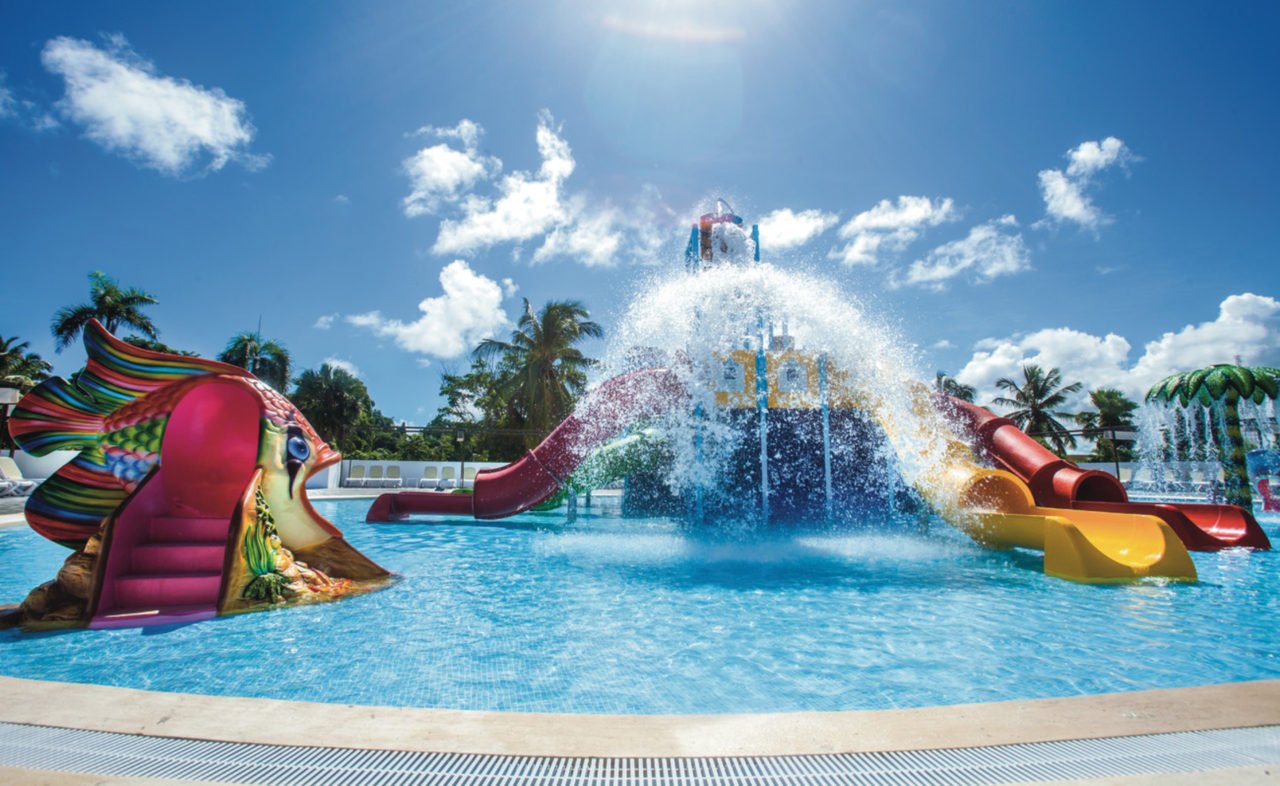kids' pool splash water world dominican republic